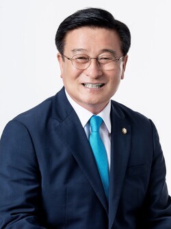 윤재갑 국회의원  (더불어민주당)