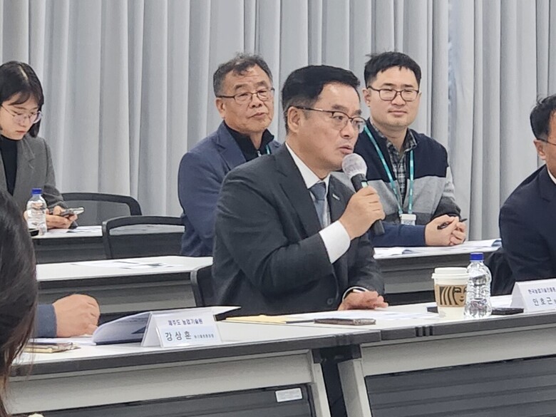 전국 농업기술원과 지역 브랜드화 사업과 연계한 우수 신품종 종자 보급을 위해 업무협의를 진행(농진원 제공)
