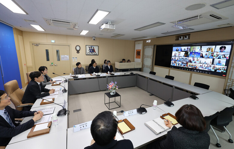 조재호 농촌진흥청장, 코피아(KOPIA) 센터 소장단과 새해 인사(농진청 제공)