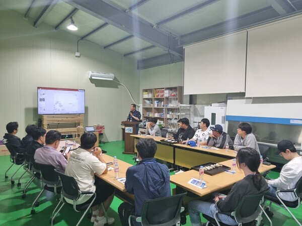 수산업경영인 현장강의 이론교육 모습 (경기도 제공)