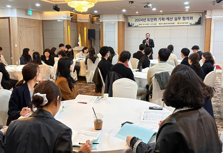 박관수 농촌지원과장, 국비 확보를 위한 공동대응 주문(전남농기원 제공)