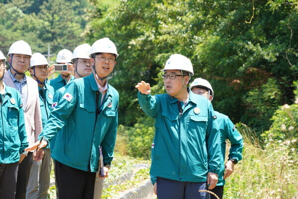 전북 고창 땅밀림지역 현장 안전점검 (산림청 제공)