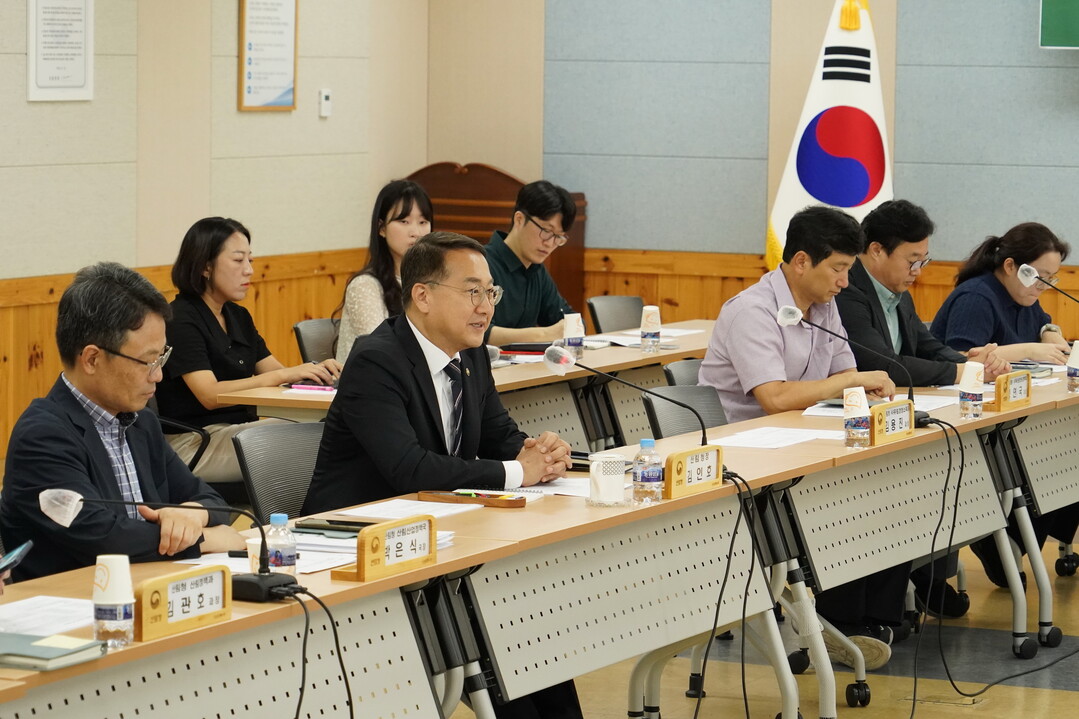 [사진]김인호 산림청장, 임업인 단체와 산림정책 현안 논의