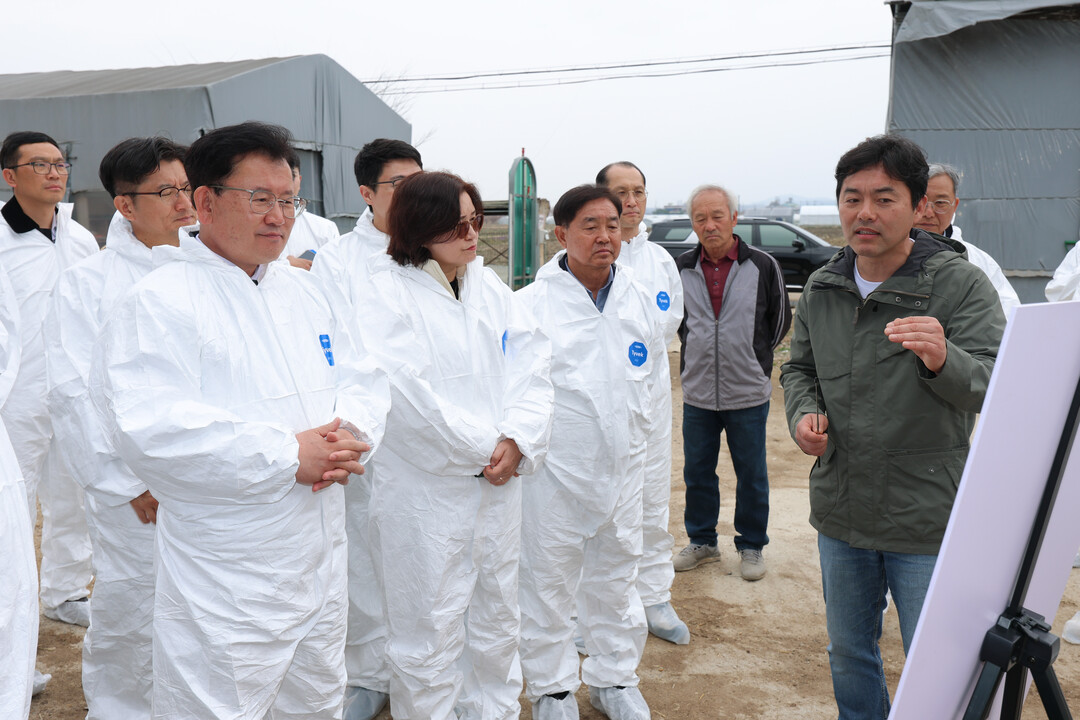 농촌진흥청, 자가 섬유질배합사료 농가 현장 목소리 들어