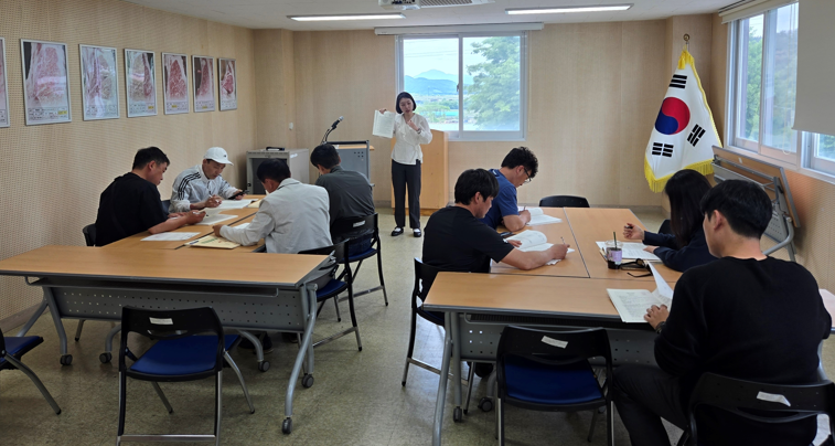 한국식품안전관리인증원 부산지원, 김해 한우 농가 해썹 인증 확대 지원